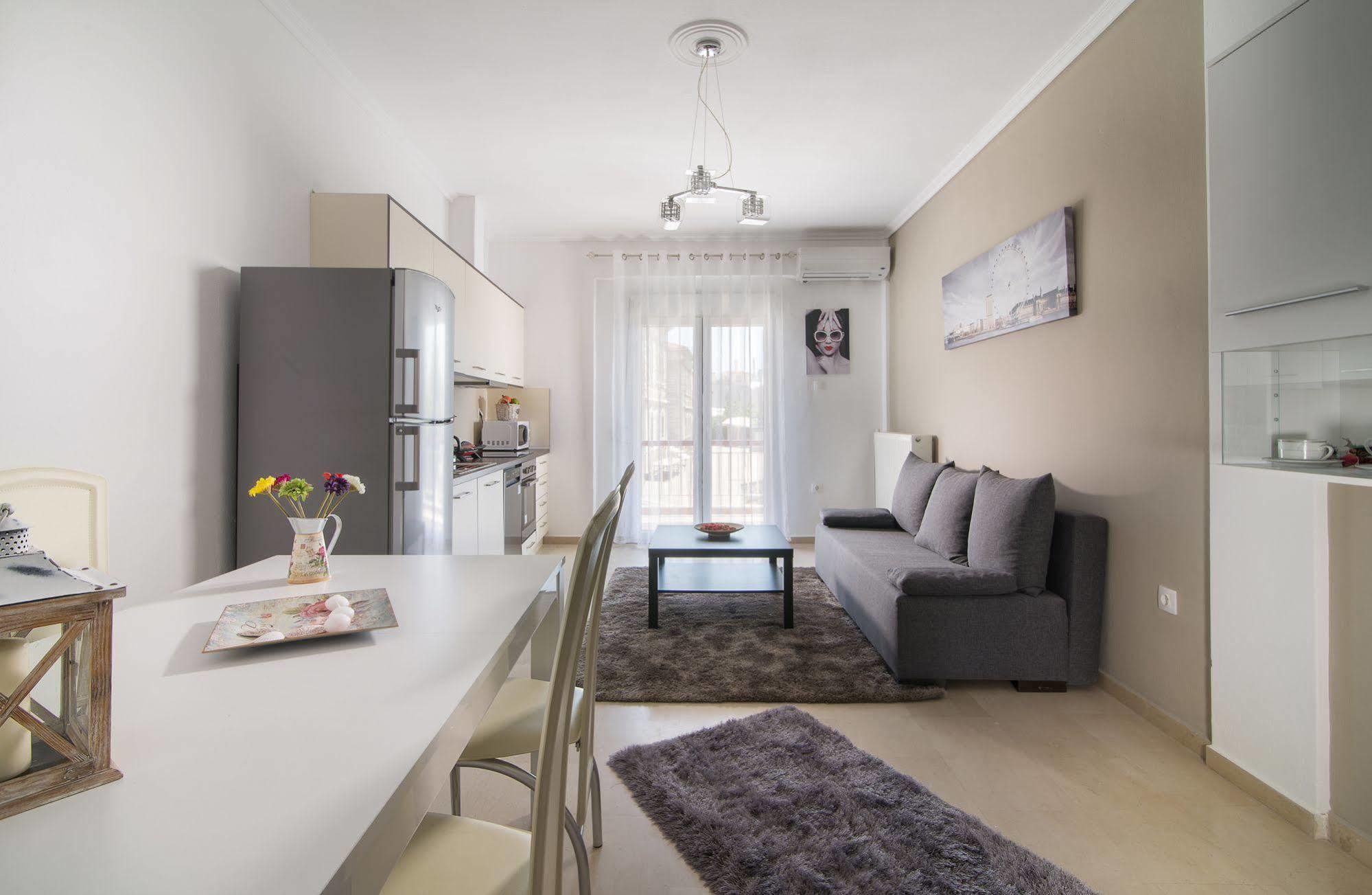 Apartment Michalis *
